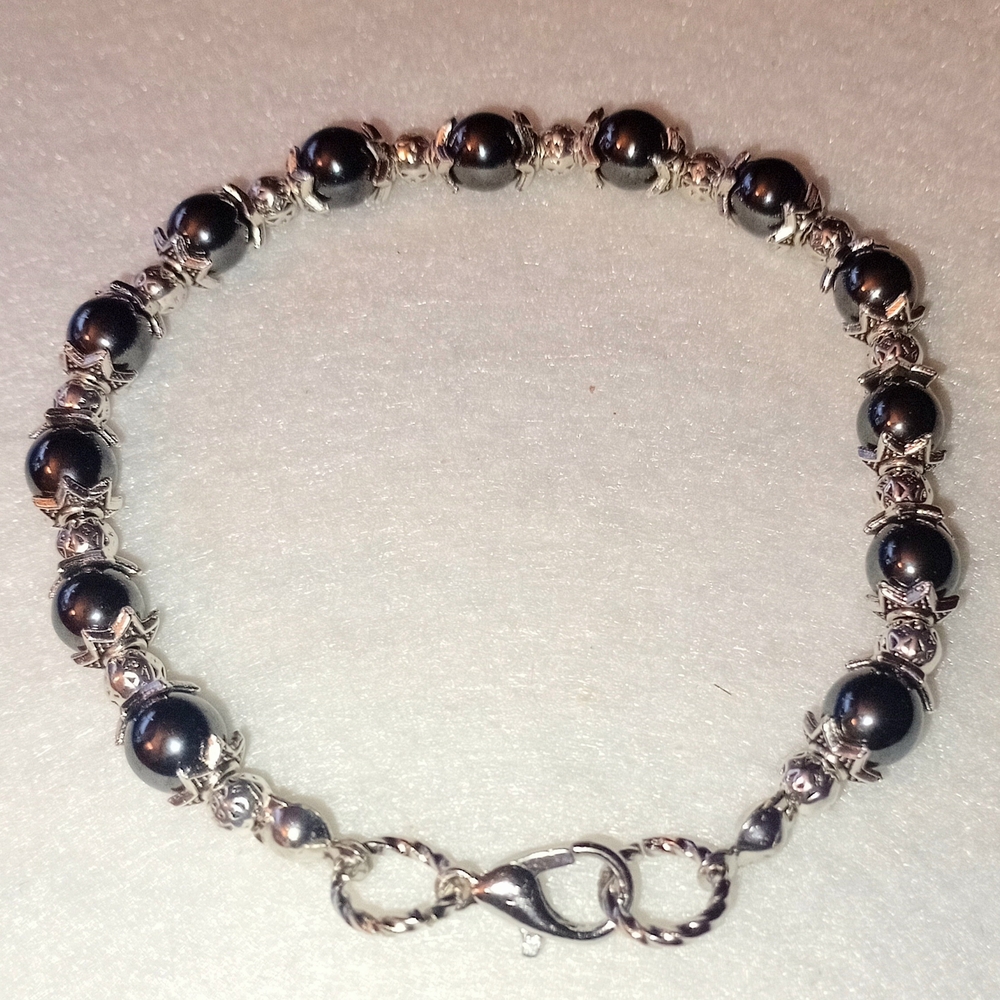 Elegant Silver and Black Beaded Bracelet